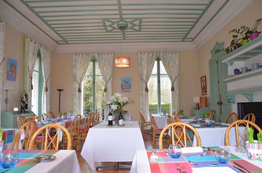 Domaine Des Graviers Hotel Нужон-сюр-Сен Екстериор снимка